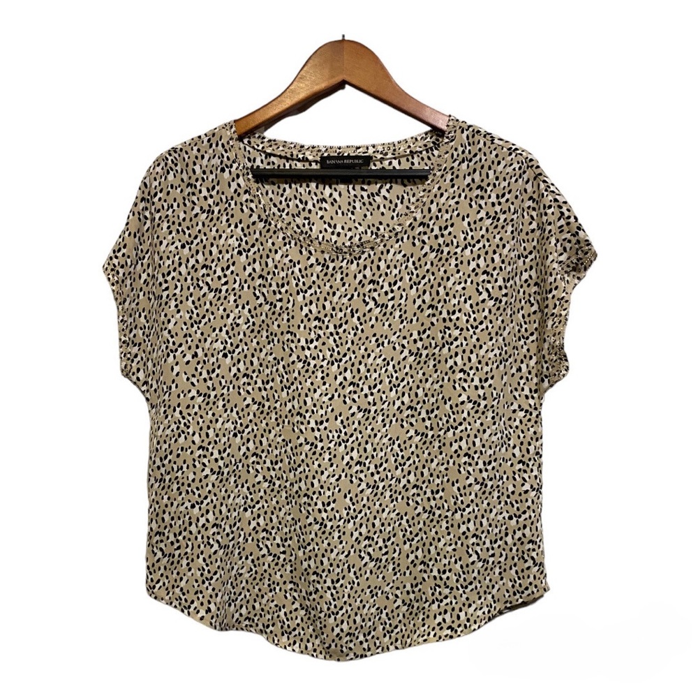 Banana Republic Animal Print Short Sleeve Blouse Picot Trim Women’s Small Boxy